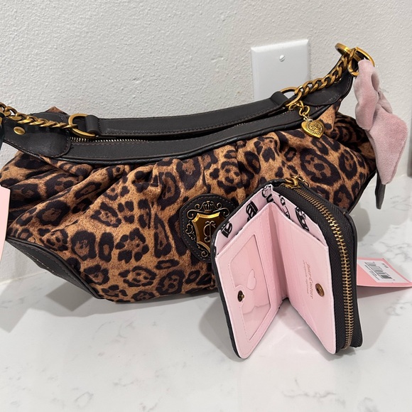 Viral!!!!  Juicy Couture cheetah Hobo Romance Shoulder Bag with matching wallet. - Picture 2 of 6